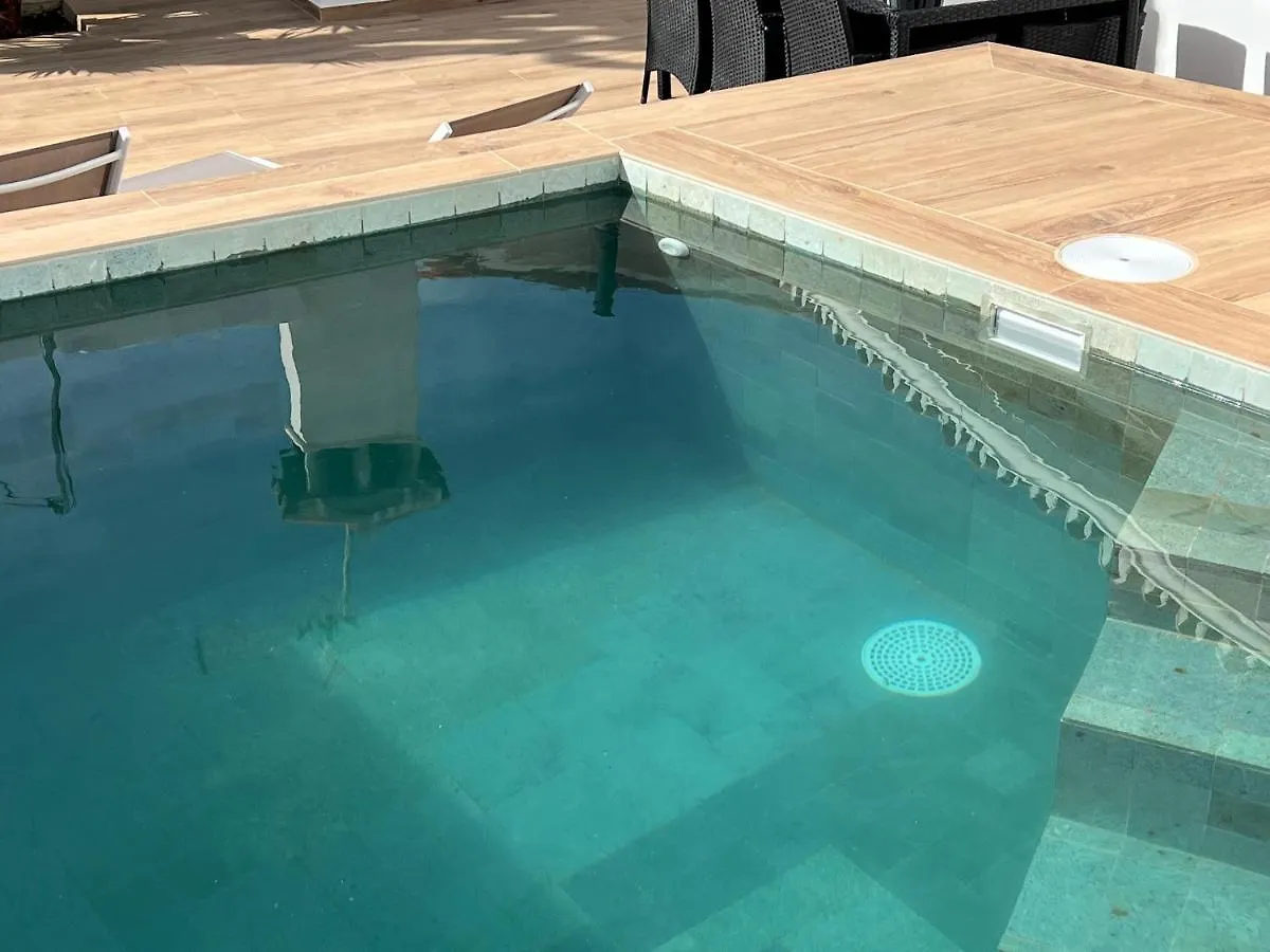 Karibu Beach & Pool Marbella