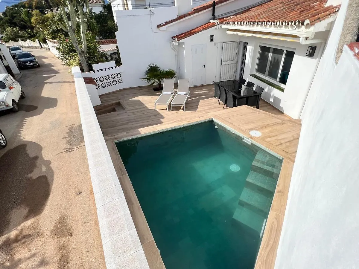 Karibu Beach & Pool Marbella