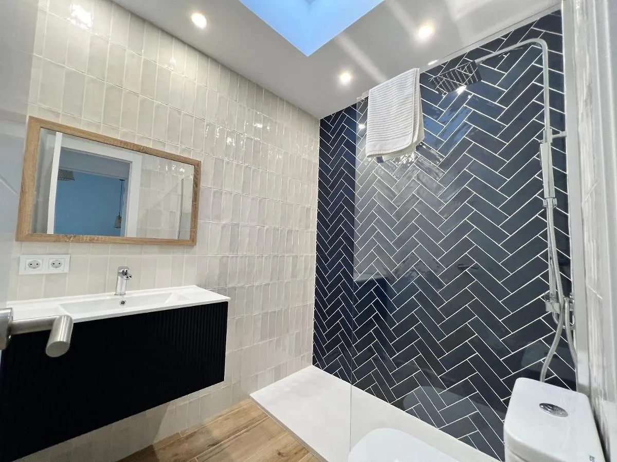 Karibu Beach & Pool ماربيا بيت للعطل