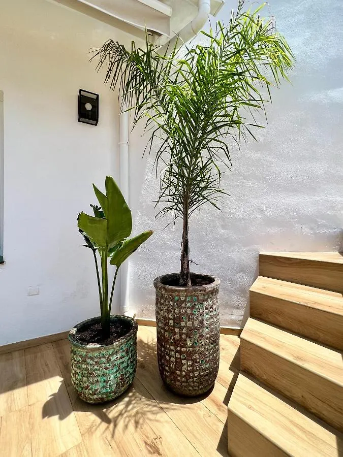 Karibu Beach & Pool ماربيا بيت للعطل